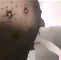 媳妇怀孕待产，大神深夜与岳母厕所发泄，国内最大乱伦组织真实东北大神乱伦岳母