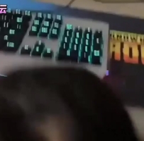 ★边玩游戏边给我口内射强操潮喷