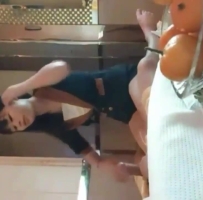 华夏良子按摩会所半推半就强J气质女技师全程都在反抗誓死不从对白刺激最后直接硬上