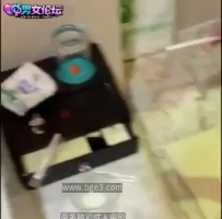❤️【母子乱伦】调教老妈的屁眼，灌肠拉朱，爆菊尿失禁❤️