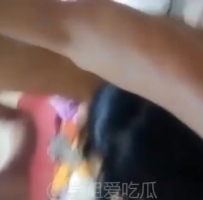 真实刺激母女双飞老母亲60女30惊呆你的眼球，家庭伦理变态大剧，为了钱真是豁出去了