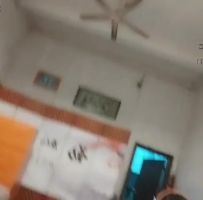 路边按摩挖到宝藏店，小姐姐颜值爆表，选大长腿狂欢，抠穴后入啪啪极爽