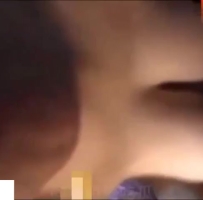 【母子乱伦】气质骚妈剃掉阴毛和儿子激情通奸！
