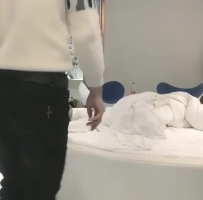 高价外围小姐姐
