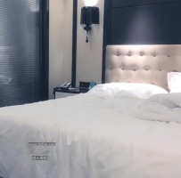 肥臀大奶少妇，顶级肉弹冲击，全程啪啪香艳刺激